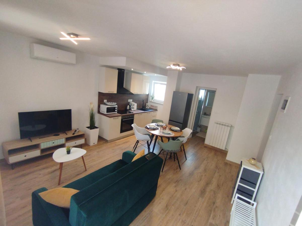 Apartment Jal Ровинь Экстерьер фото